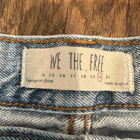 Free People Denim Shorts Size 30 - Picture 2 of 3